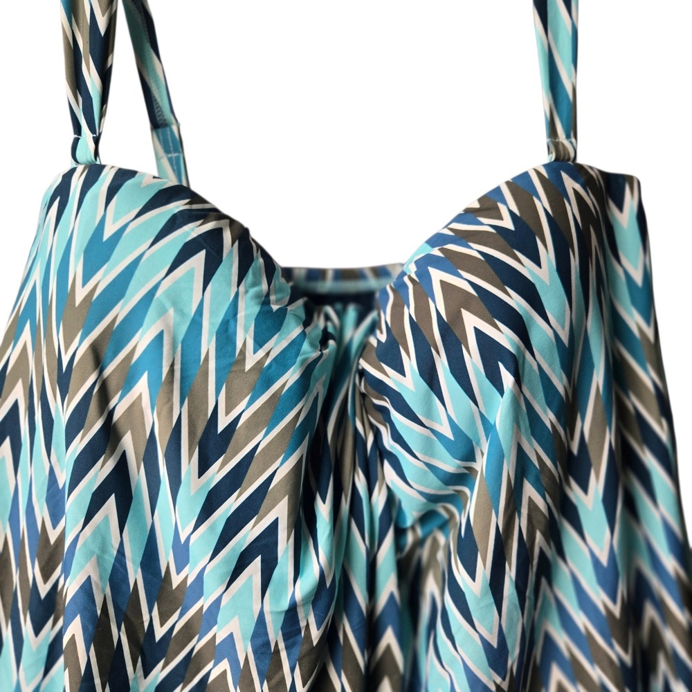 Contours by Coco Reef Blue Chevron Underwire Tankini Swim‎ Top 12 36C